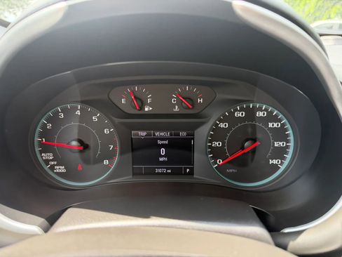 Used 2023 Chevrolet Malibu LS FWD image 23