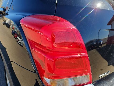 Used 2019 Chevrolet Trax LT w/ LT Convenience Package FWD image 20