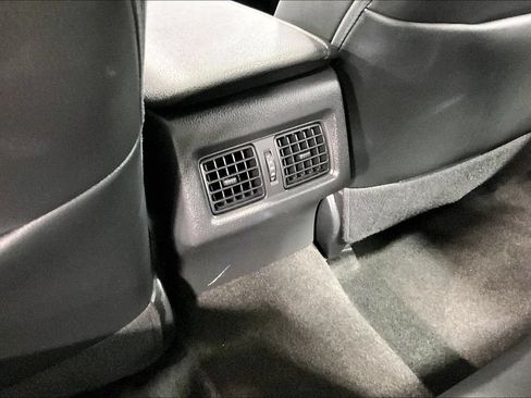 Used 2018 Toyota Camry XLE w/ Audio Package FWD image 10