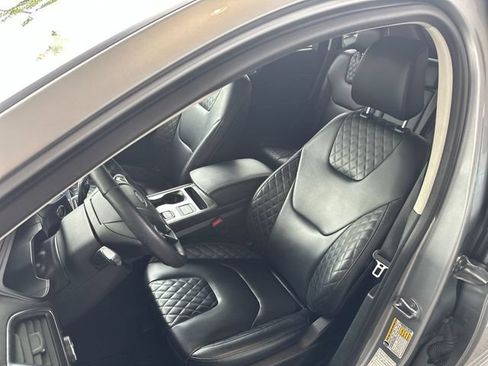 Certified 2024 Ford Edge Titanium AWD/4WD image 12