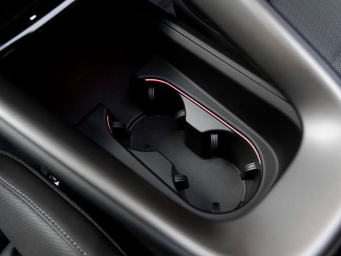 New 2024 Porsche Macan Turbo Electric image 27