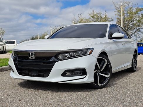 Used 2018 Honda Accord Sport image 32