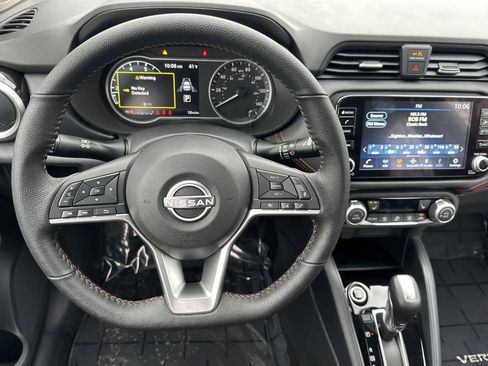 New 2025 Nissan Versa SR w/ Trunk Package image 14