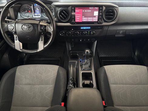 Used 2021 Toyota Tacoma TRD Off-Road AWD/4WD image 14