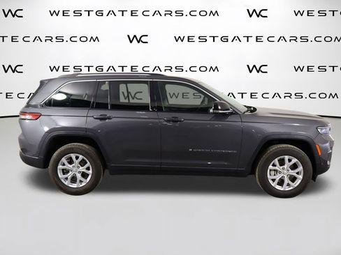 Used 2023 Jeep Grand Cherokee Limited w/ Luxury Tech Group II RWD image 56
