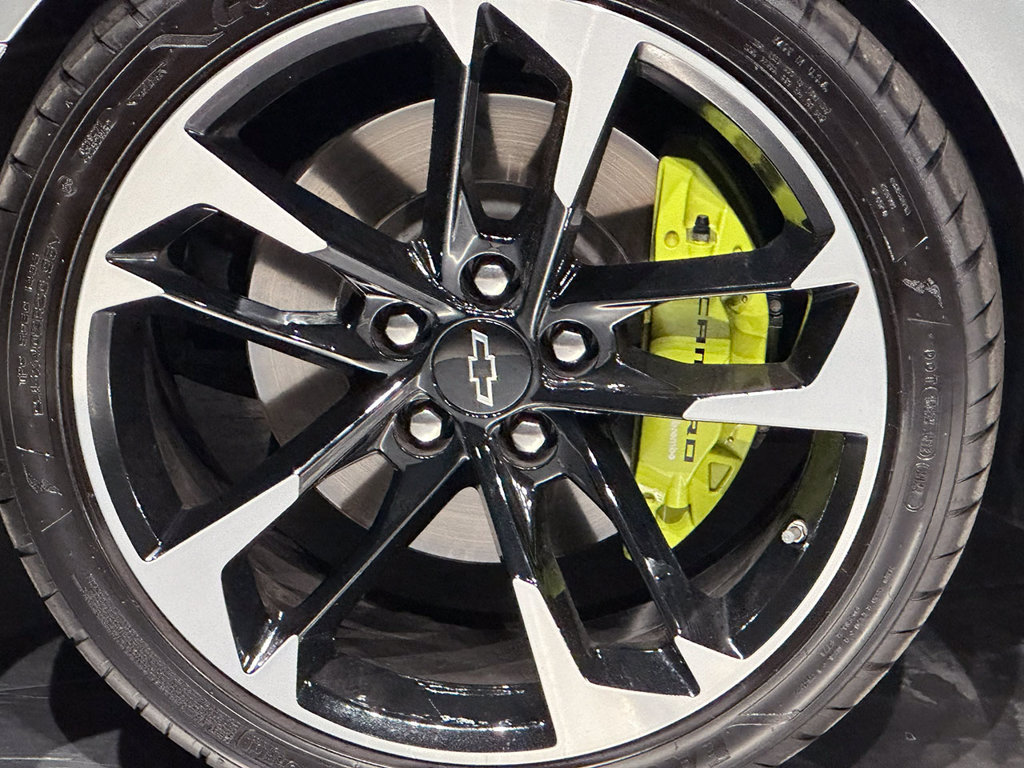 Used 2023 Chevrolet Camaro SS RWD image 12