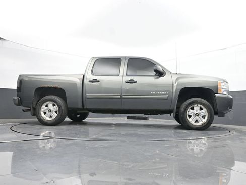 Used 2011 Chevrolet Silverado 1500 LT w/ All-Star Edition AWD/4WD image 23