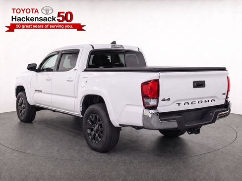 Used 2023 Toyota Tacoma SR5 w/ Black Out Package (TMS) AWD/4WD image 3