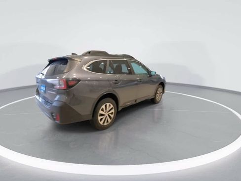 Used 2022 Subaru Outback Premium AWD/4WD image 8