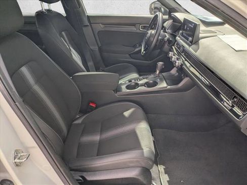 Used 2023 Honda Civic Sport image 19