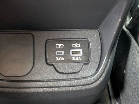 Certified 2025 Subaru Ascent Limited AWD/4WD image 17