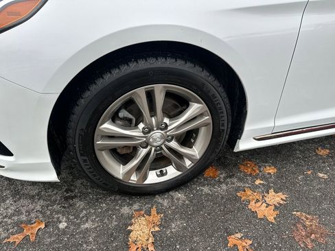 Used 2019 Hyundai Sonata Sport image 2