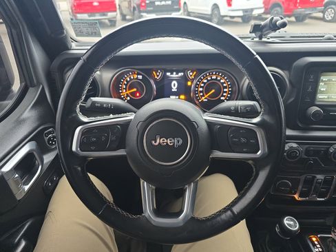 Used 2020 Jeep Gladiator Sport w/ Quick Order Package 24S image 20