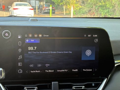 Used 2025 Chevrolet Equinox LT FWD image 20