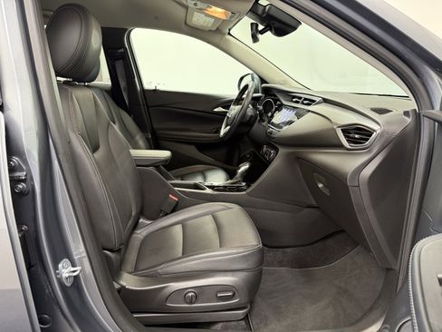 Used 2022 Buick Encore GX Essence image 22
