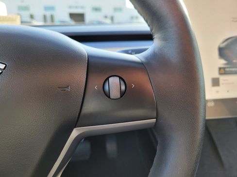 Used 2022 Tesla Model 3 Long Range image 19