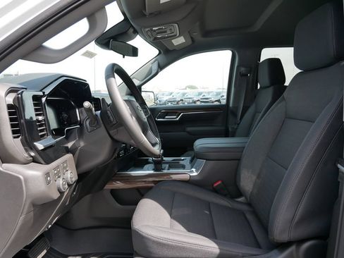 New 2026 Chevrolet Silverado 1500 LT Trail Boss w/ Convenience Package II AWD/4WD image 13