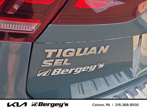 Used 2019 Volkswagen Tiguan SEL Premium w/ 3rd Row Seat Package AWD/4WD image 33