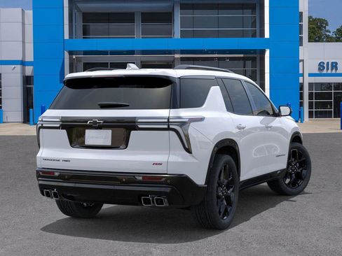 New 2026 Chevrolet Traverse RS image 4