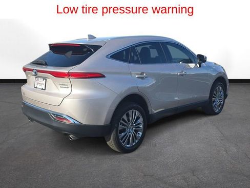 Used 2021 Toyota Venza Limited w/ Advanced Technology Package image 7