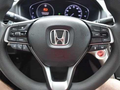 Used 2018 Honda Accord LX image 20
