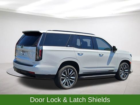 Used 2022 Cadillac Escalade Sport AWD/4WD image 7