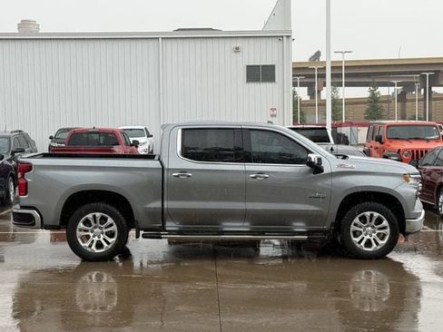 Used 2023 Chevrolet Silverado 1500 LTZ image 3