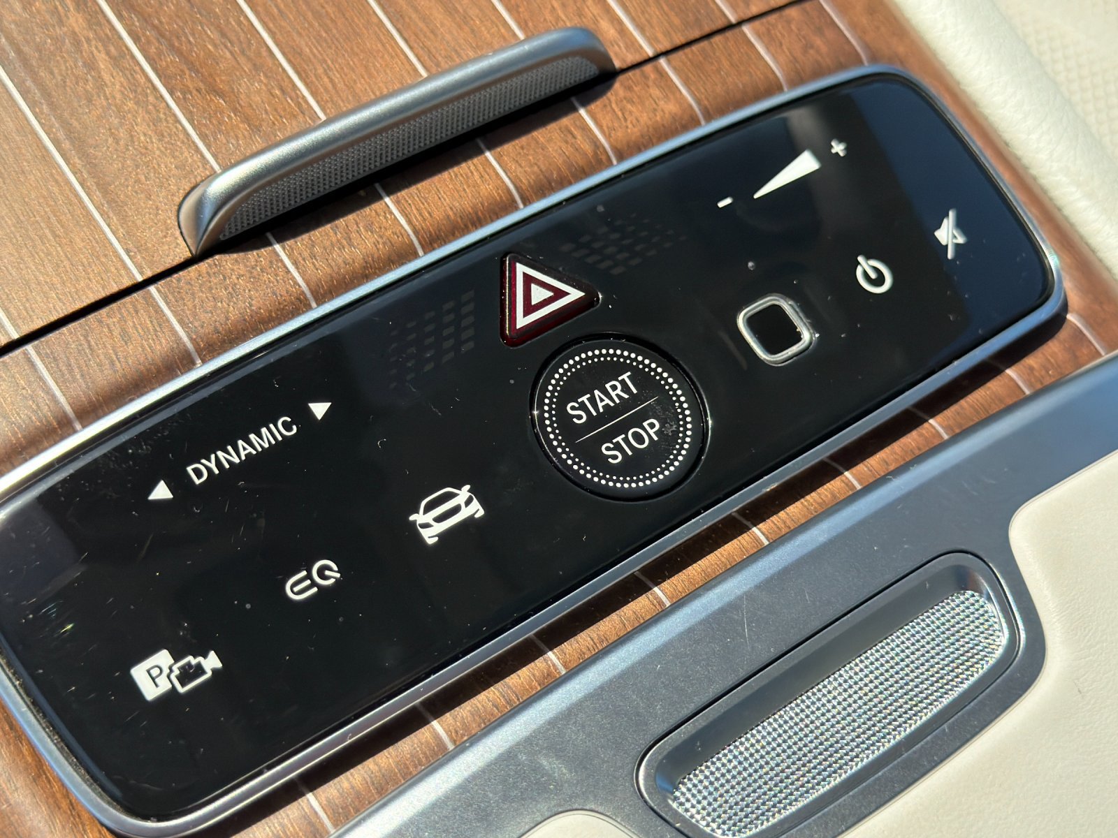 Used 2023 Mercedes-Benz EQS 580 4MATIC Sedan image 17