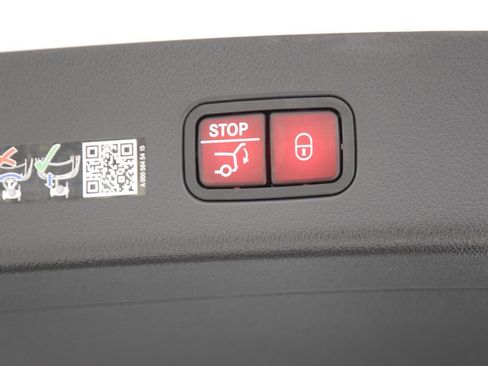 Certified 2026 Mercedes-Benz GLC 300 GLC 300 image 30