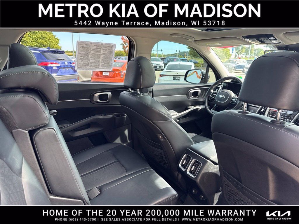 Used 2021 Kia Sorento S w/ Panoramic Sunroof Package AWD/4WD image 44
