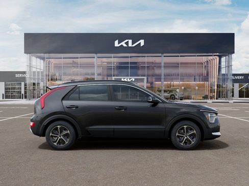 New 2026 Kia Niro EX FWD image 8