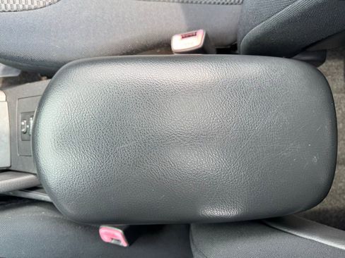 Used 2007 Toyota RAV4 Sport AWD/4WD image 15