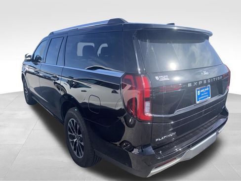 Certified 2025 Ford Expedition Platinum w/ Stealth Appearance Package AWD/4WD image 31