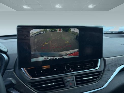 New 2025 Nissan Altima 2.5 SV w/ SV Premium Package image 29