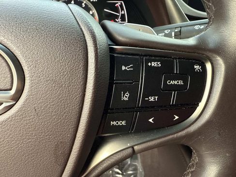 Used 2020 Lexus ES 350 image 35