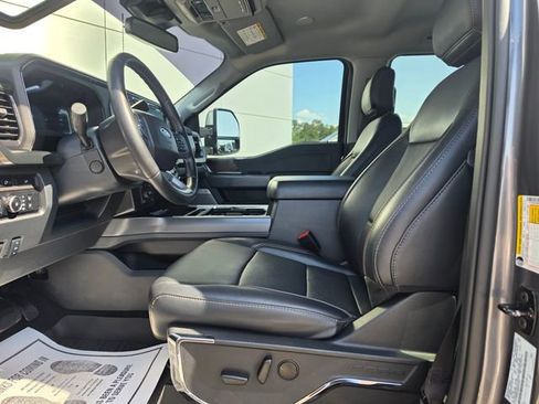 Used 2024 Ford F250 Lariat w/ Lariat Ultimate Package image 3
