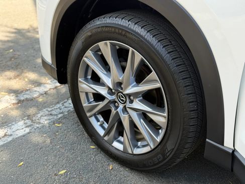 Used 2020 MAZDA CX-5 Touring FWD image 27