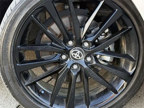 Used 2023 Toyota Camry XSE image 9