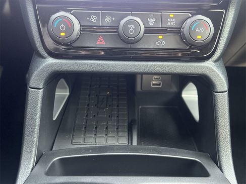 New 2025 Ford Ranger Lariat image 6