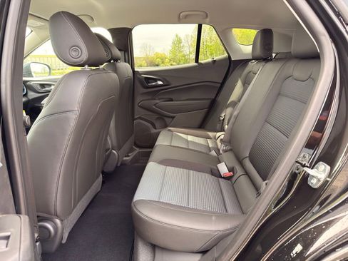 New 2026 Chevrolet Trax LT FWD image 23