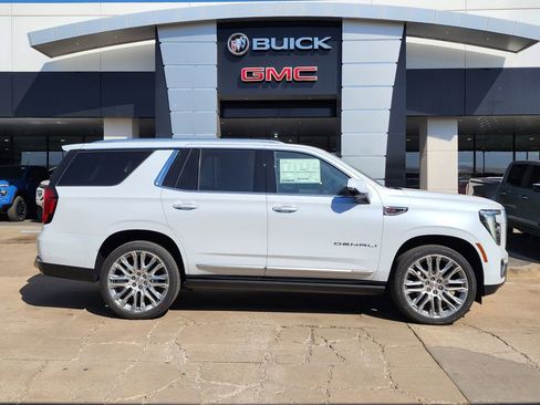 New 2026 GMC Yukon Denali image 2