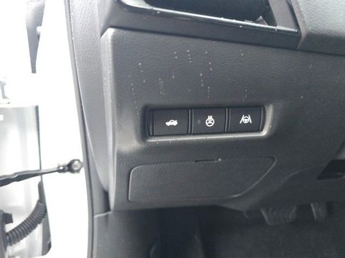 New 2026 Nissan Sentra SR w/ SR Premium Package image 27