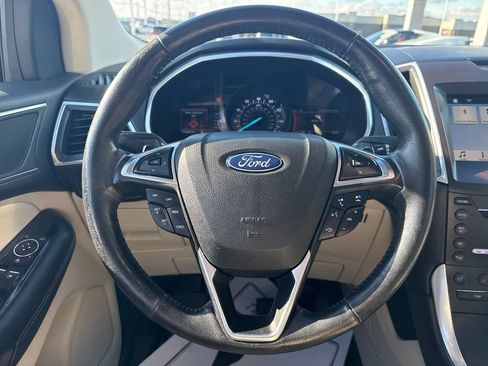 Used 2017 Ford Edge Titanium w/ Equipment Group 301A FWD image 18