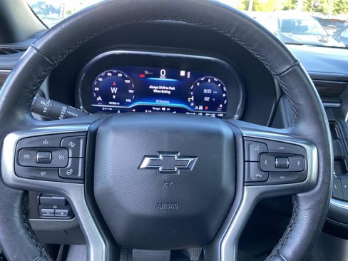 Used 2022 Chevrolet Tahoe Z71 w/ Z71 Off-Road Package image 19