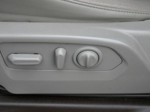 Used 2019 Chevrolet Silverado 1500 LTZ w/ LTZ Premium Package image 17