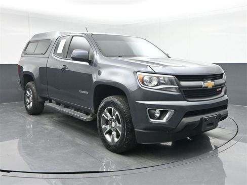 Used 2017 Chevrolet Colorado Z71 image 1