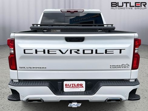 Used 2024 Chevrolet Silverado 1500 High Country AWD/4WD image 5