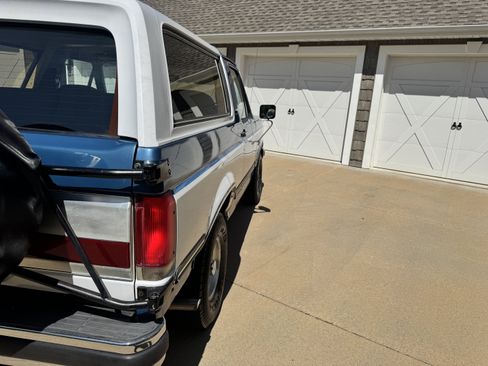 Used 1989 Ford Bronco AWD/4WD image 36