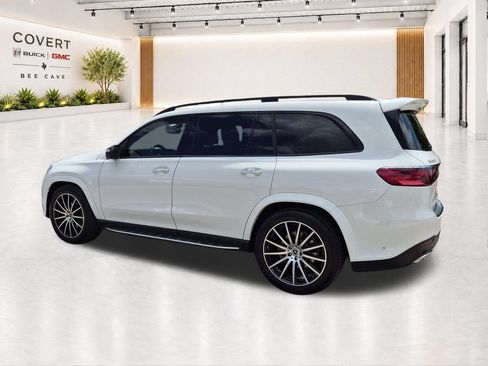 Used 2024 Mercedes-Benz GLS 580 4MATIC image 8