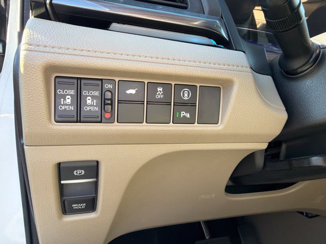 Certified 2024 Honda Odyssey Elite image 24